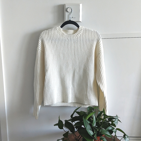 Dynamite Sweaters - NWOT Dynamite Ivory Sweater